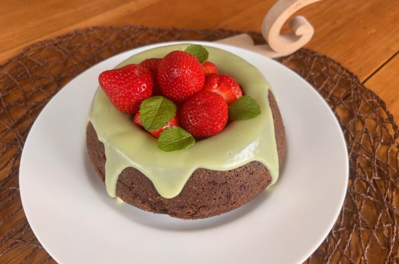 Ciambella keto al cioccolato