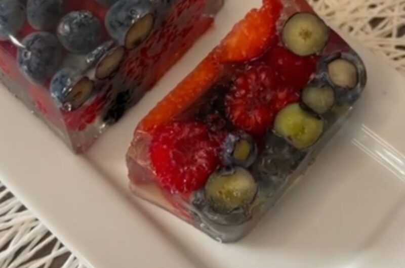 Aspic keto di frutti rossi