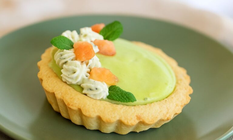Crostatine keto salate all’avocado