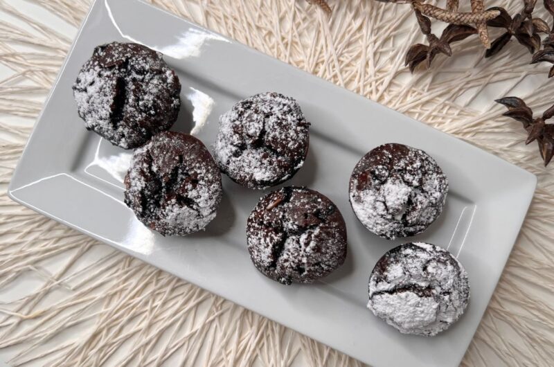 Keto muffins al cioccolato mignons senza glutine e senza burro