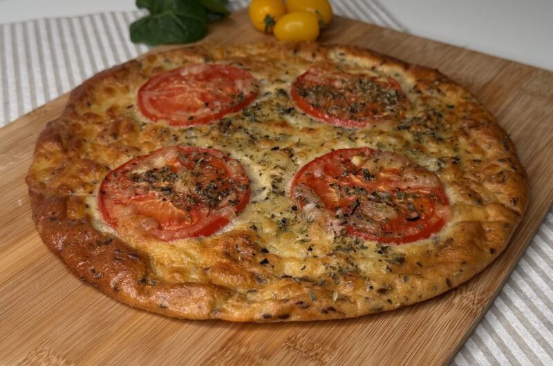 Soffice, saziante e digeribile: la focaccia keto senza farine, ricca di proteine e fibre che aiuta intestino e fame
