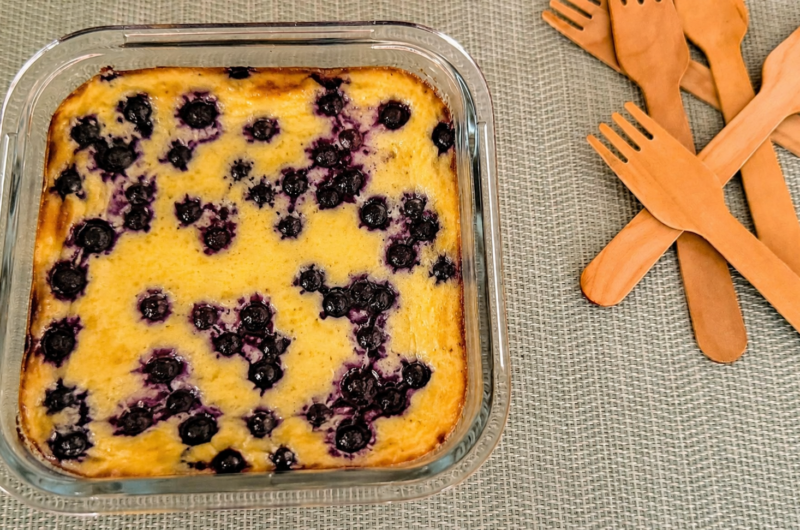 Cheesecake chetogenica cremosa con 4 ingredienti: ricetta facile senza zucchero pronta in pochi minuti